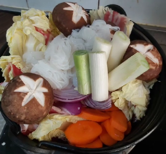 牛肉千层寿喜烧